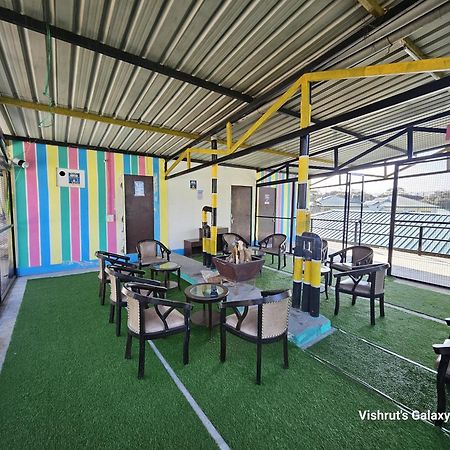 The Bunkk Inn Hotel & Restaurant มัสซูรี ภายนอก รูปภาพ
